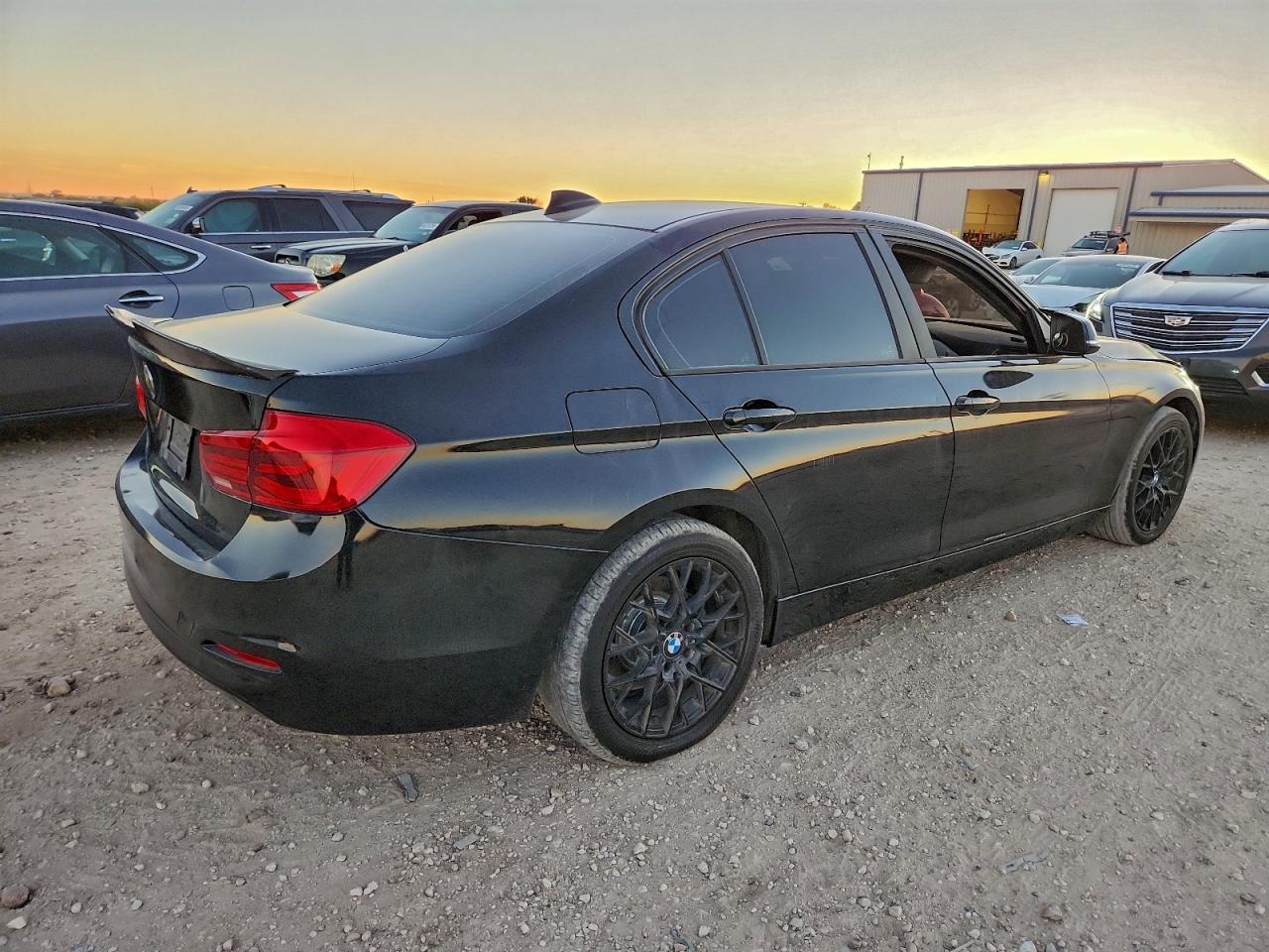 BMW 3 Series I Image 3