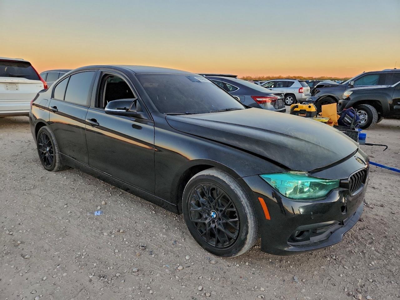 BMW 3 Series I Image 10