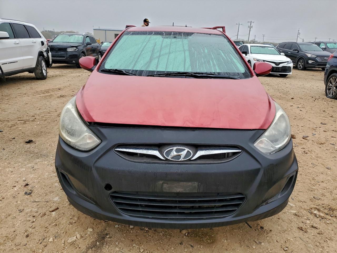 Hyundai ACCENT Gls Image 7