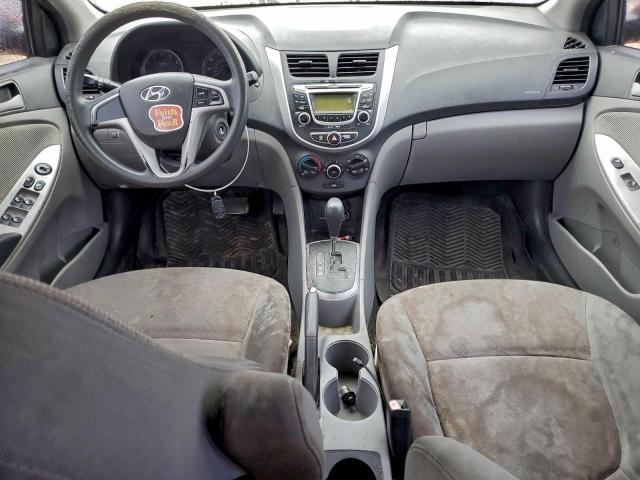 Hyundai ACCENT Gls Image 4