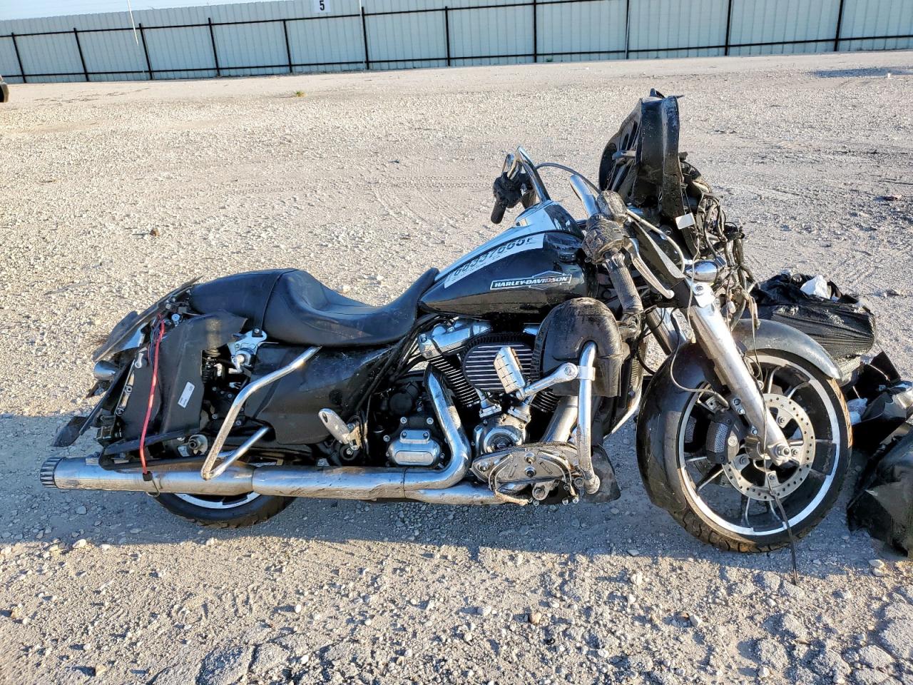 Harley-Davidson Fl Image 1