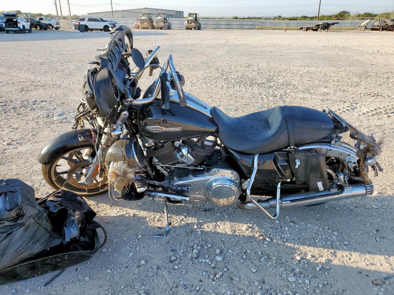 Harley-Davidson Fl Image 7