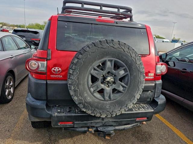 Toyota FJ Cruiser Image 12