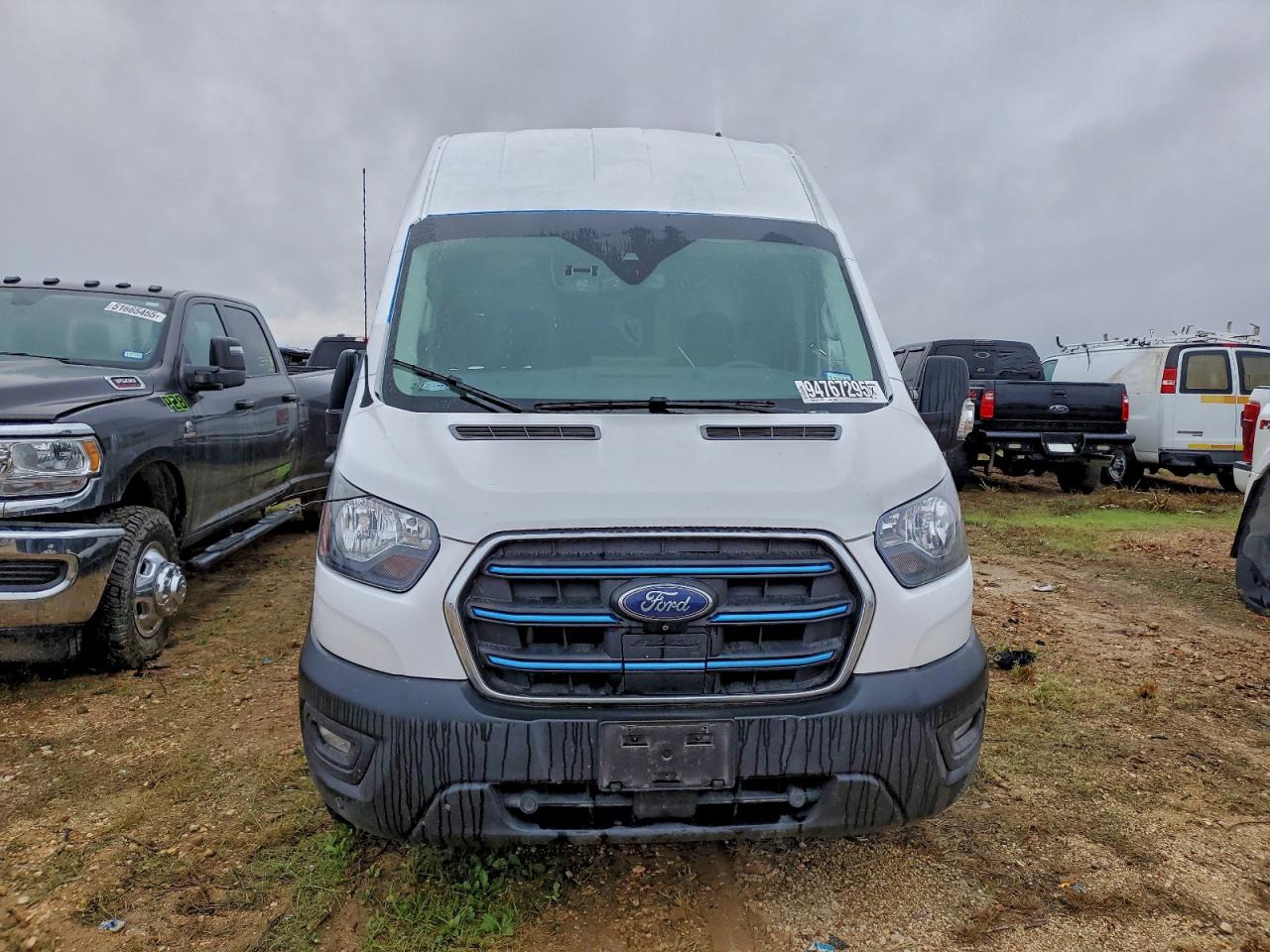 Ford Transit T-350 Image 4