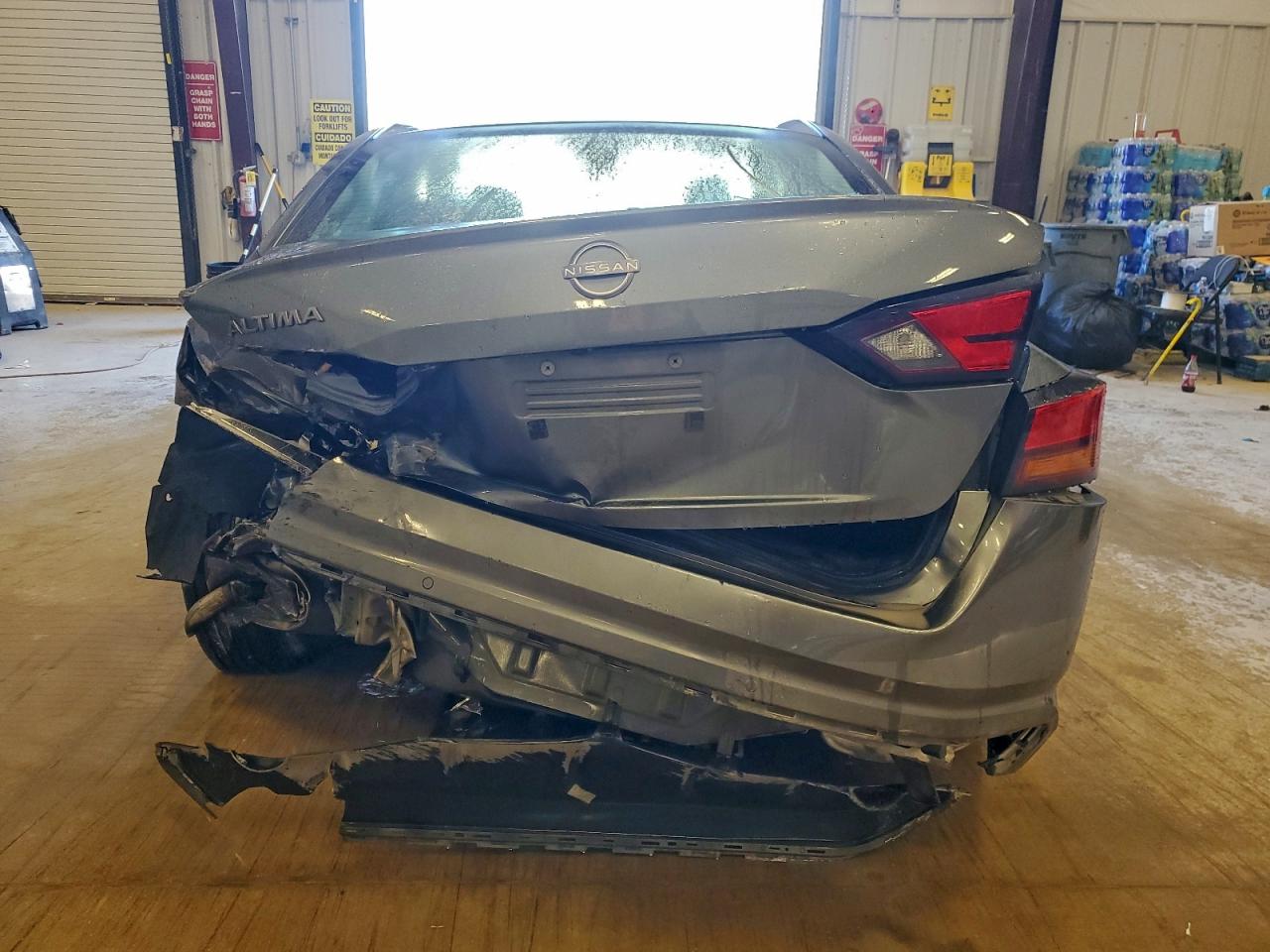 Nissan Altima S Image 7