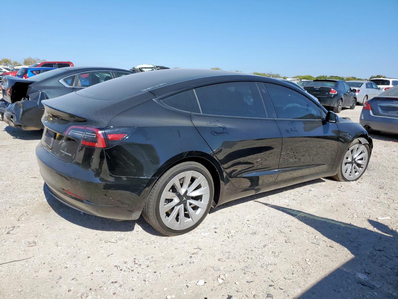 Tesla Model 3 Image 10