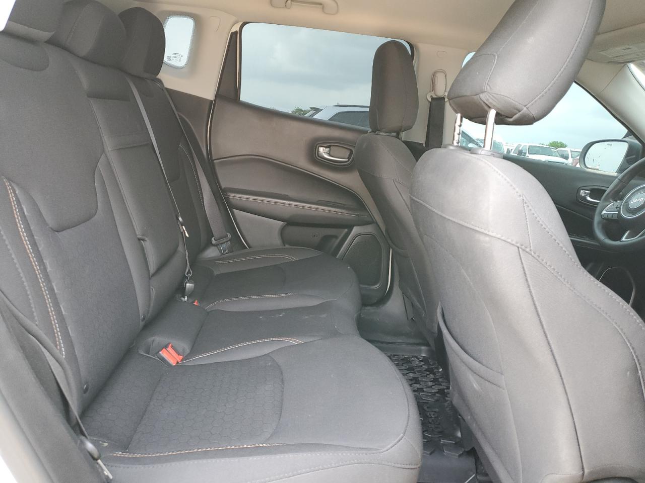 Jeep Compass Sport Image 6