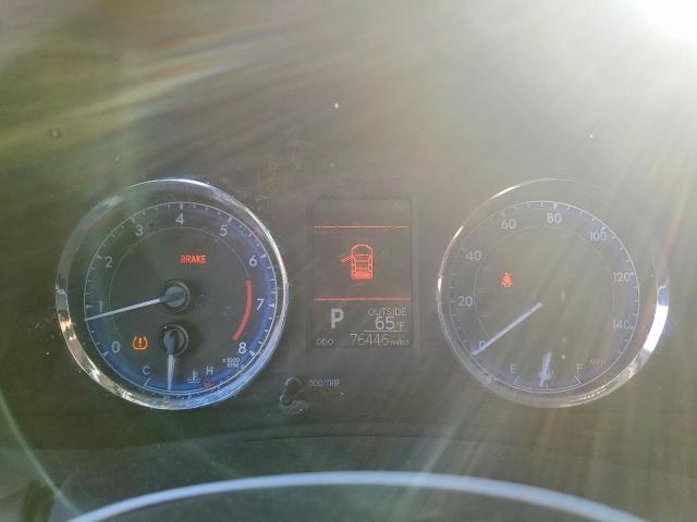 Toyota Corolla L Image 2