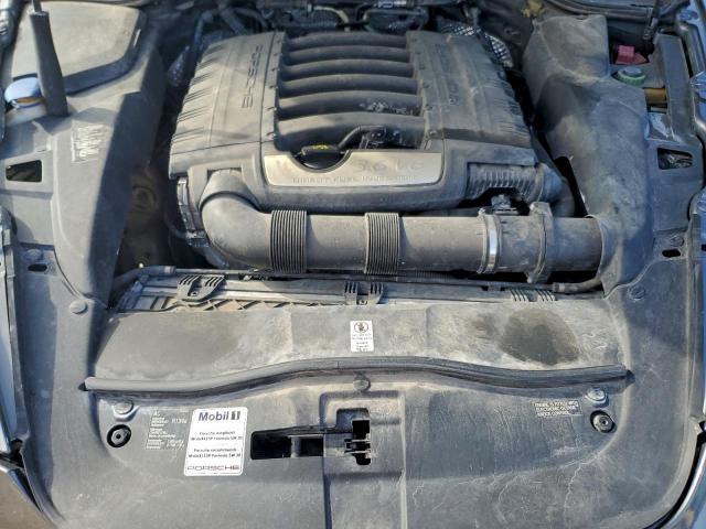 Porsche Cayenne Image 10