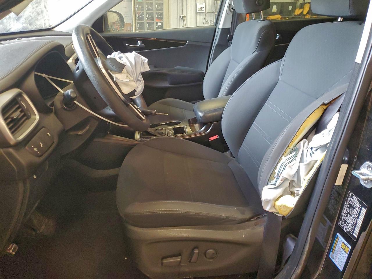 Kia Sorento Lx Image 7