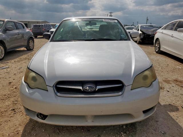 Subaru Legacy 2.5i Image 6