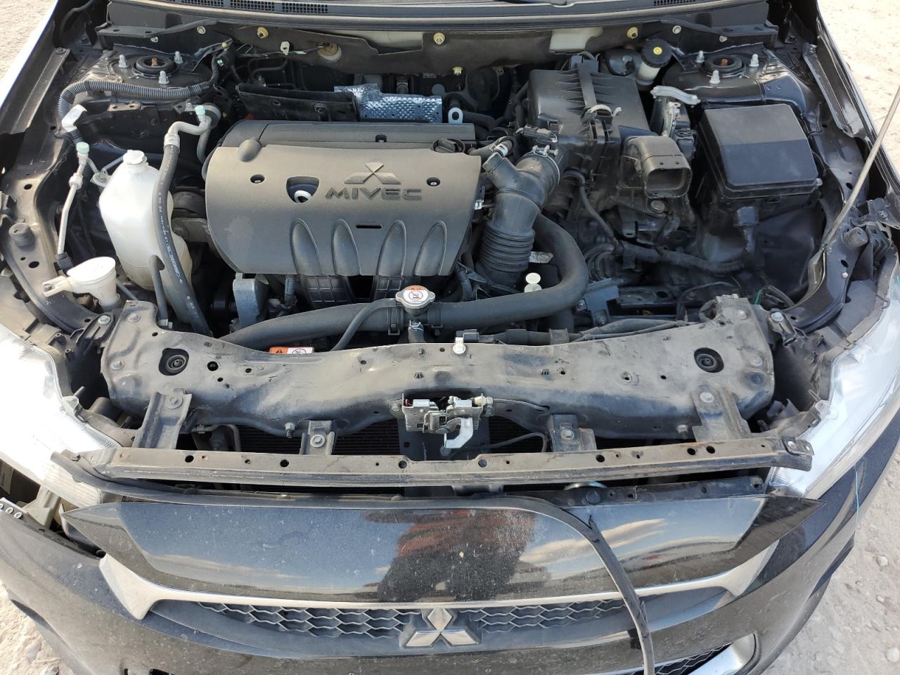 Mitsubishi Lancer Es Image 10