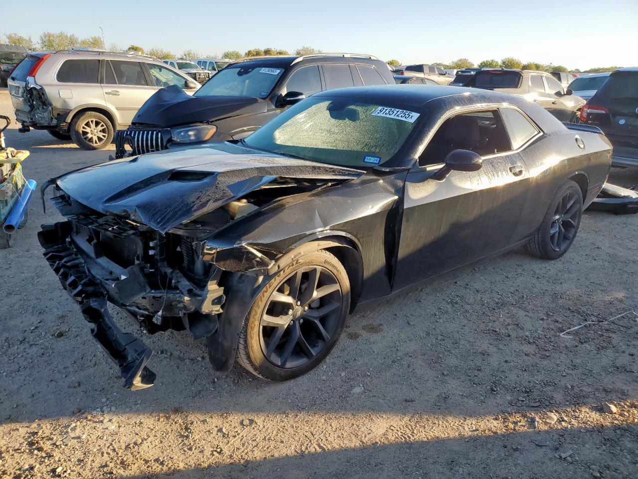 Dodge Challenger Sxt Image 1