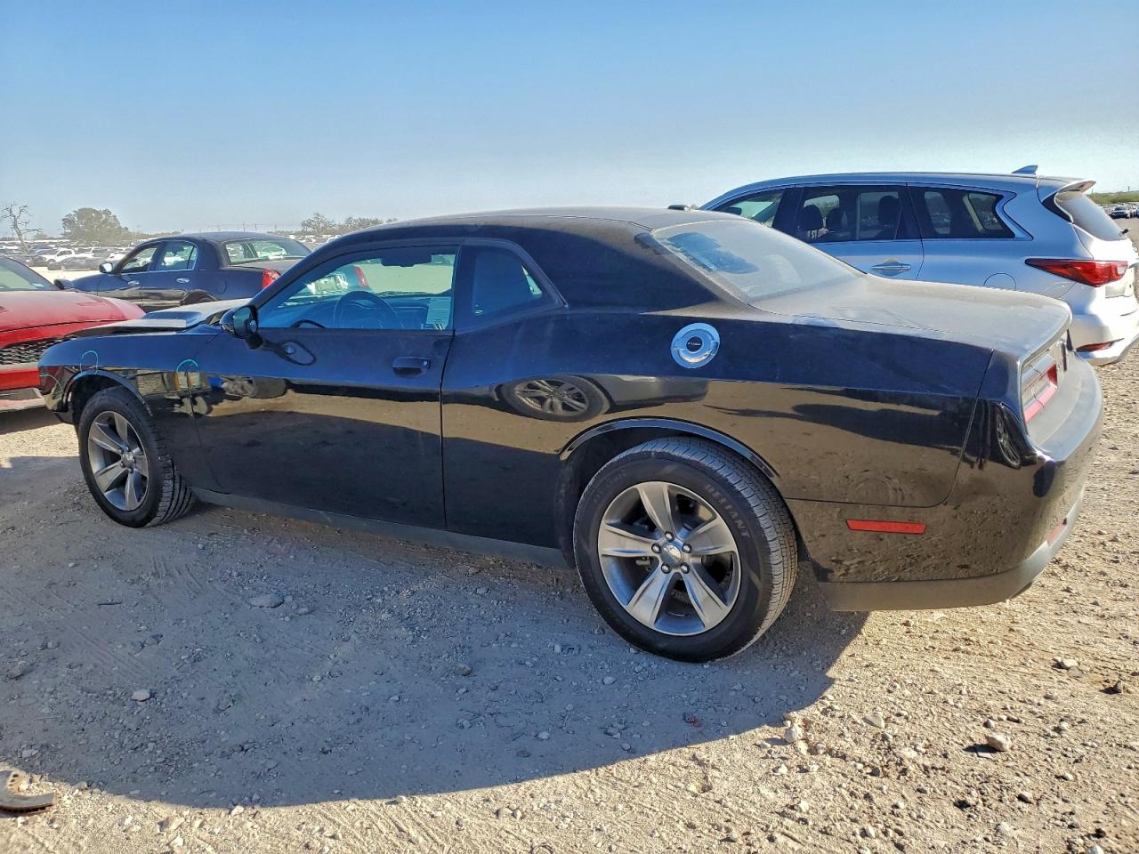 Dodge Challenger Sxt Image 3