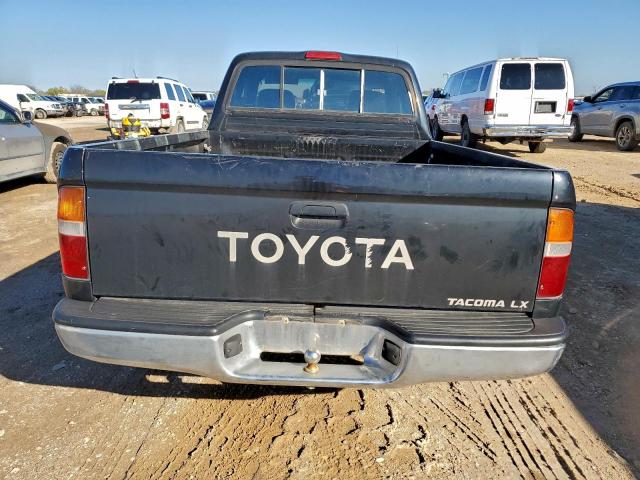 Toyota Tacoma Xtracab Image 5