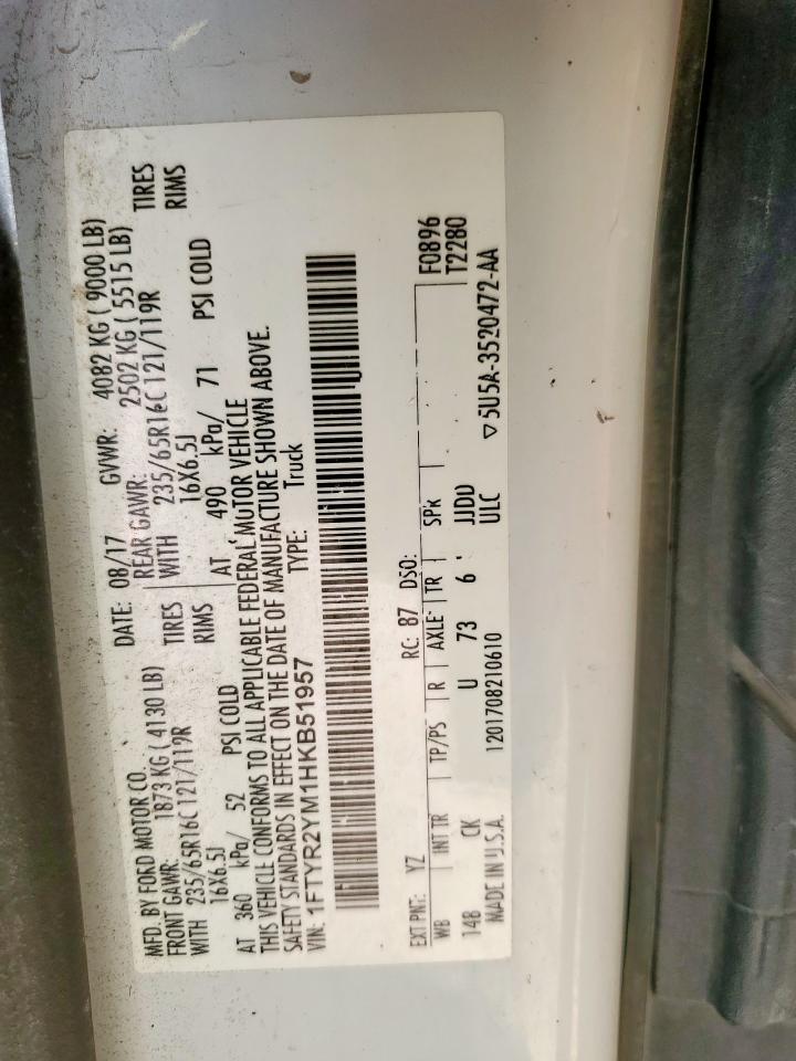 Ford Transit T-250 Image 6