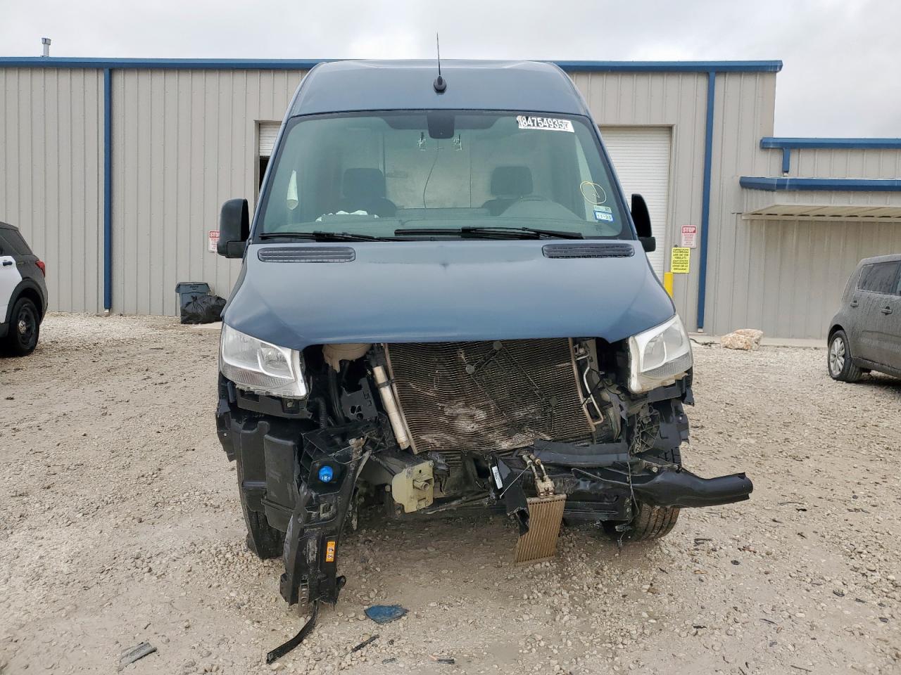 Mercedes-Benz Sprinter 2500/3500 Image 9