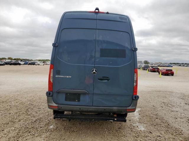 Mercedes-Benz Sprinter 2500/3500 Image 5