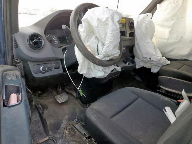 Mercedes-Benz Sprinter 2500/3500 Image 2