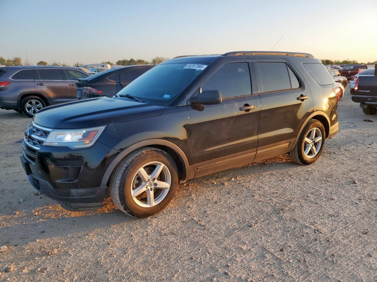 Ford Explorer Image 1
