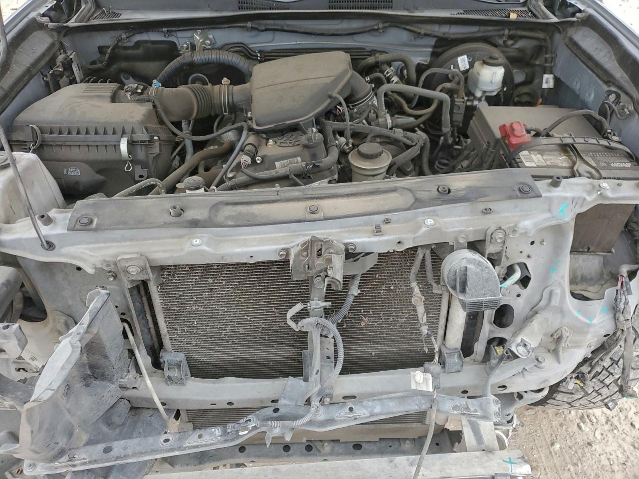 Toyota Tacoma Double Cab Image 9