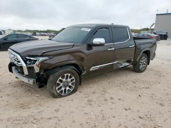  Salvage Toyota Tundra
