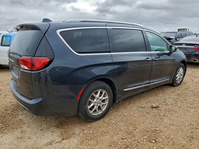 Chrysler Pacifica Touring L Image 14