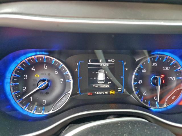 Chrysler Pacifica Touring L Image 6