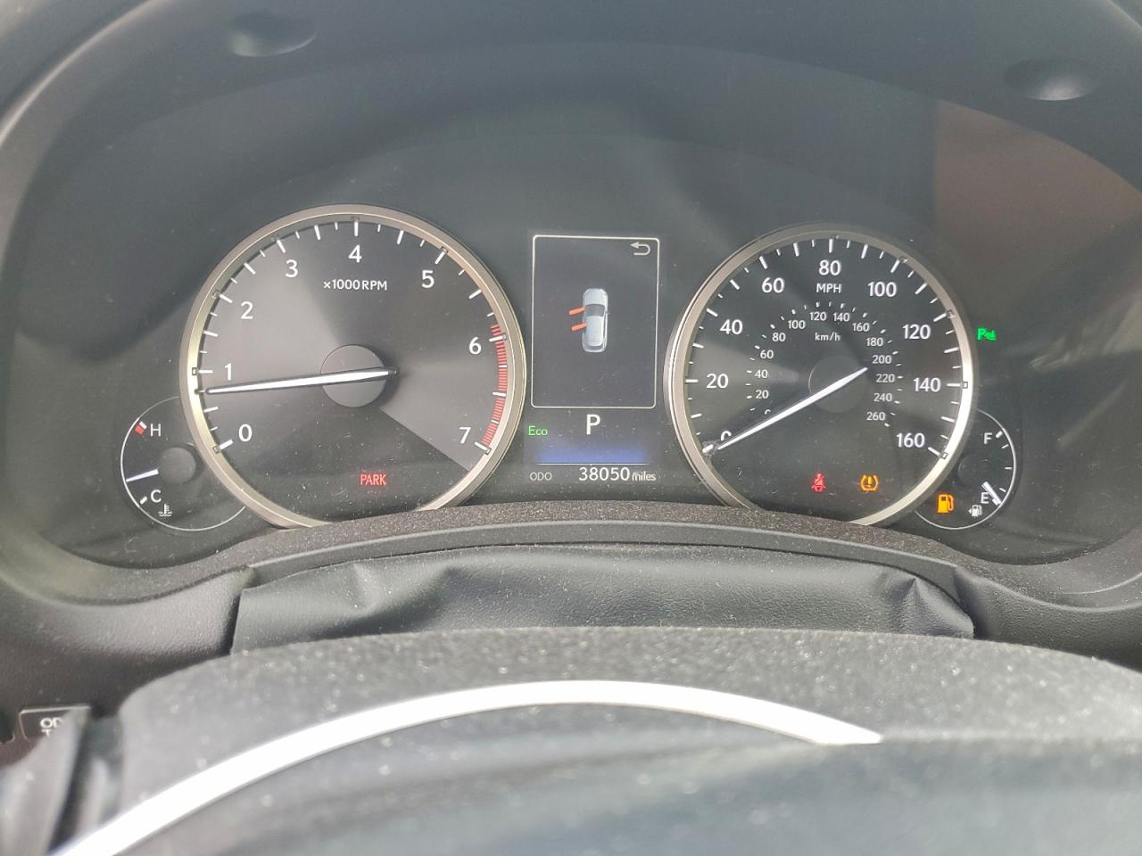 Lexus NX 300 Image 4