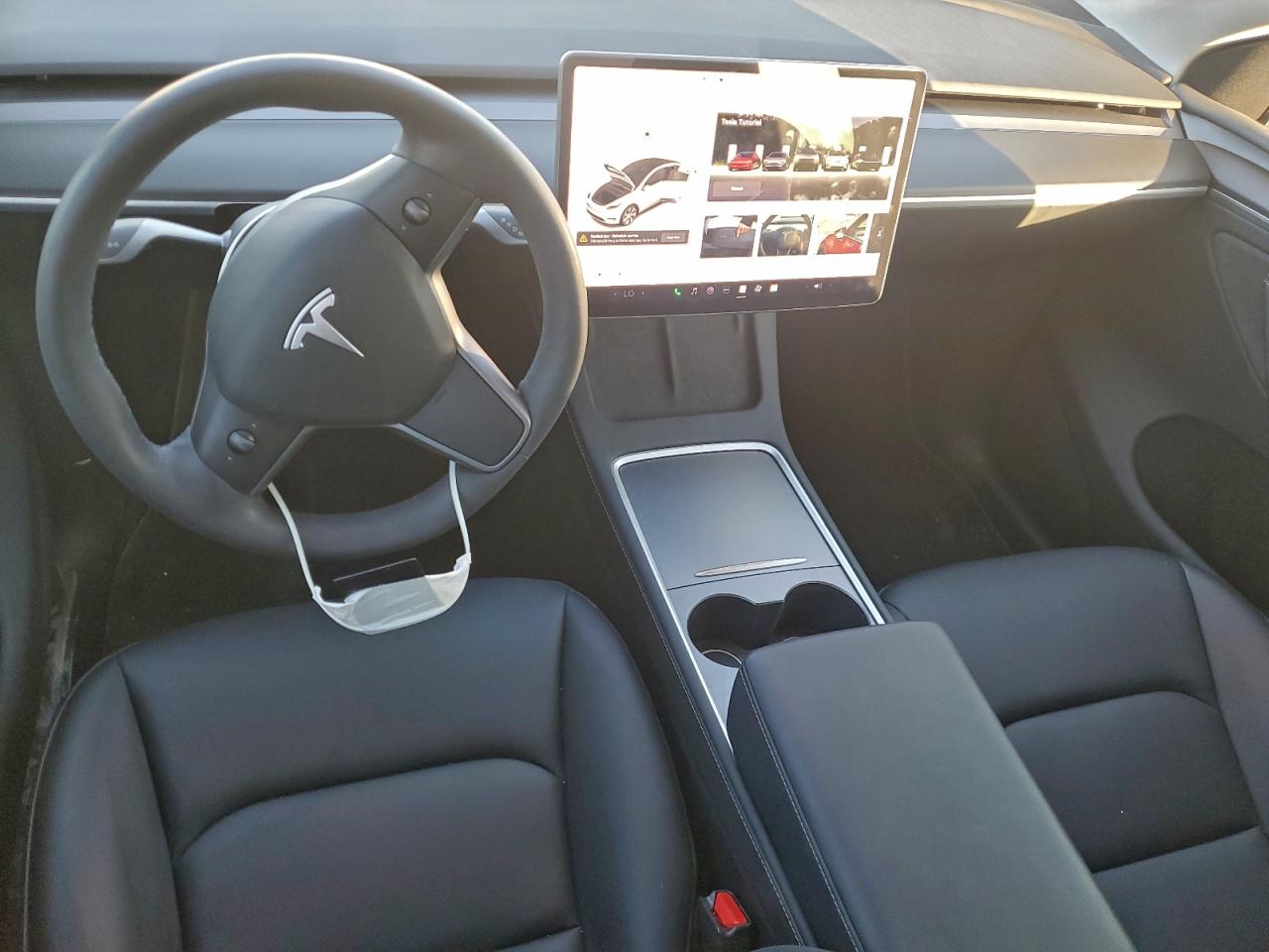 Tesla Model Y Image 11