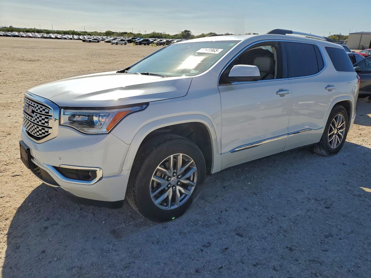 GMC Acadia Denali Image 1