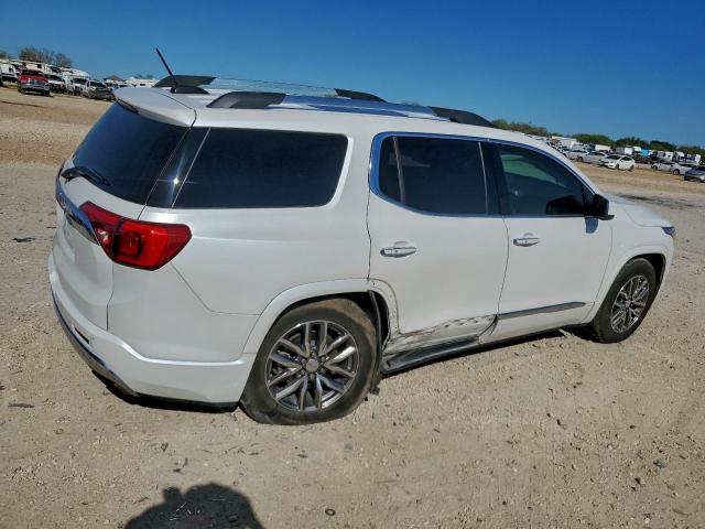 GMC Acadia Denali Image 6