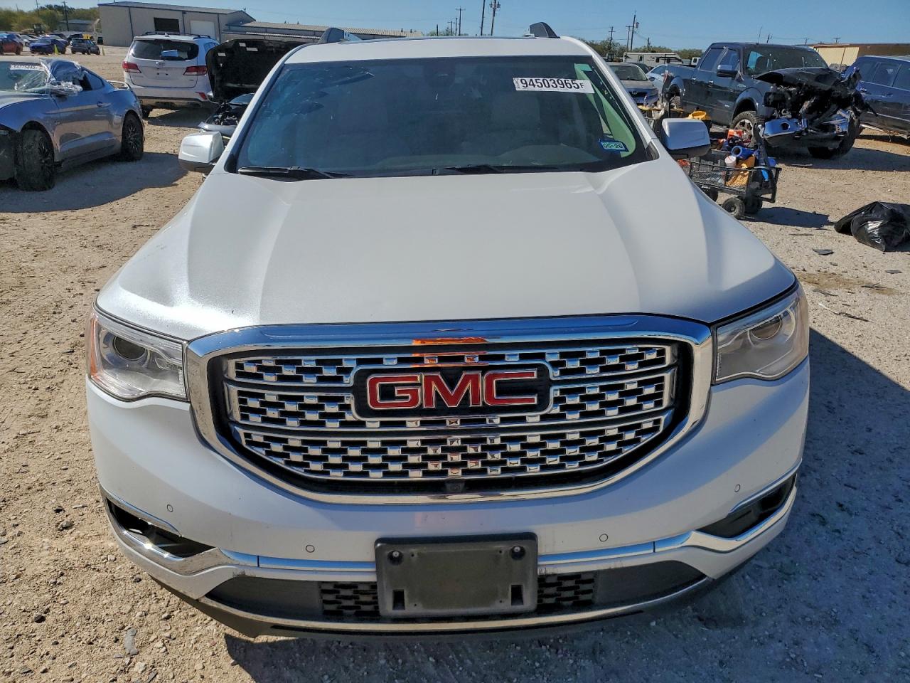 GMC Acadia Denali Image 4