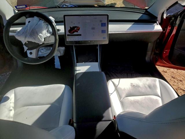 Tesla Model 3 Image 9