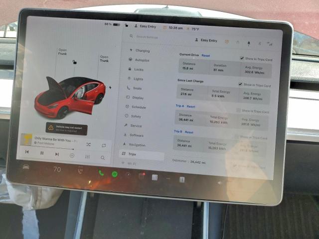 Tesla Model 3 Image 8