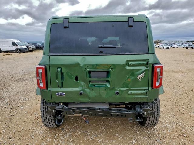 Ford Bronco Outer Banks Image 4