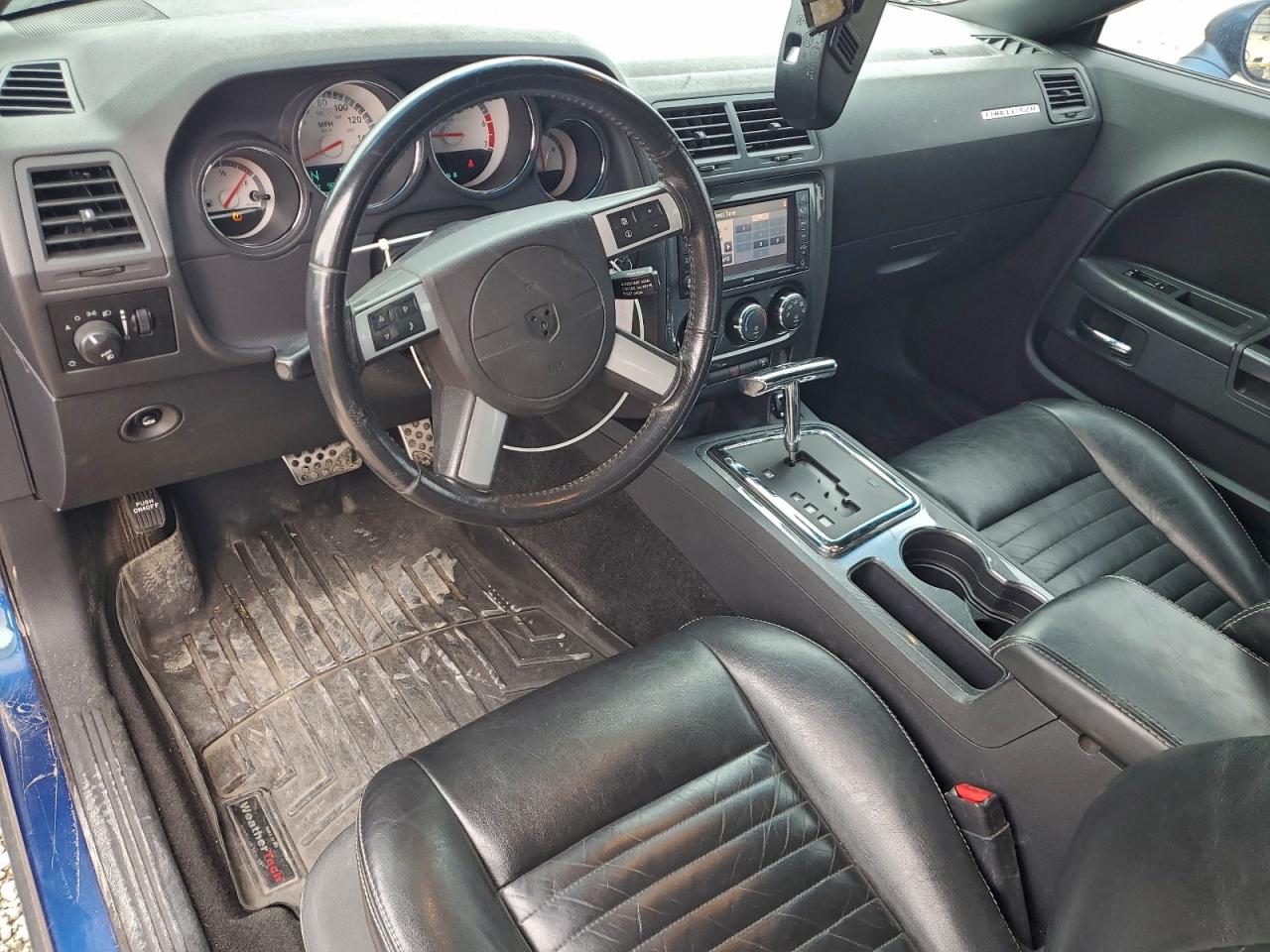 Dodge Challenger R/t Image 6