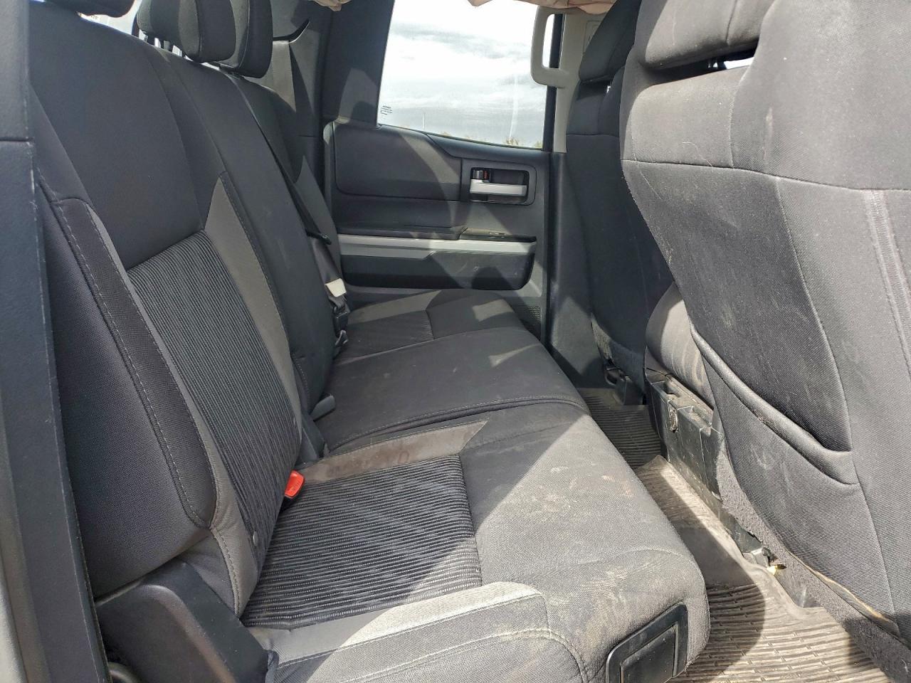 Toyota Tundra Double Cab Sr Image 2