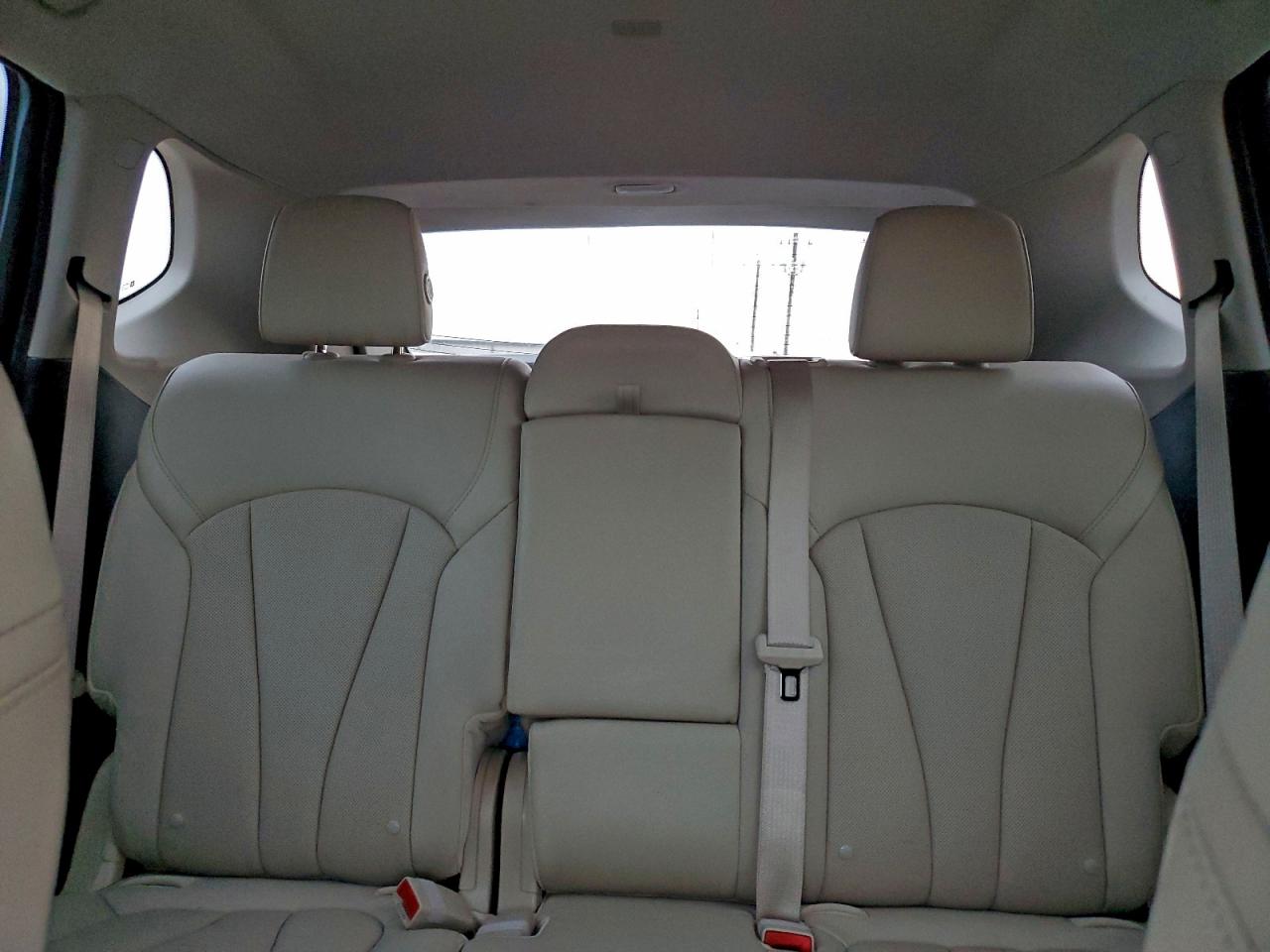 Buick Envision Essence Image 9