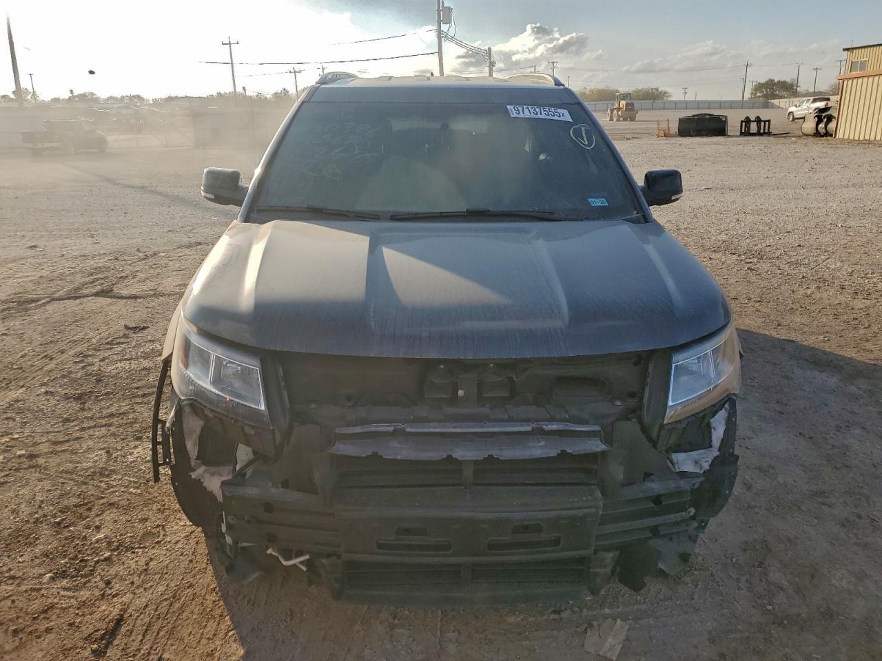 Ford Explorer Xlt Image 6