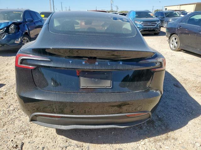 Tesla Model 3 Image 8