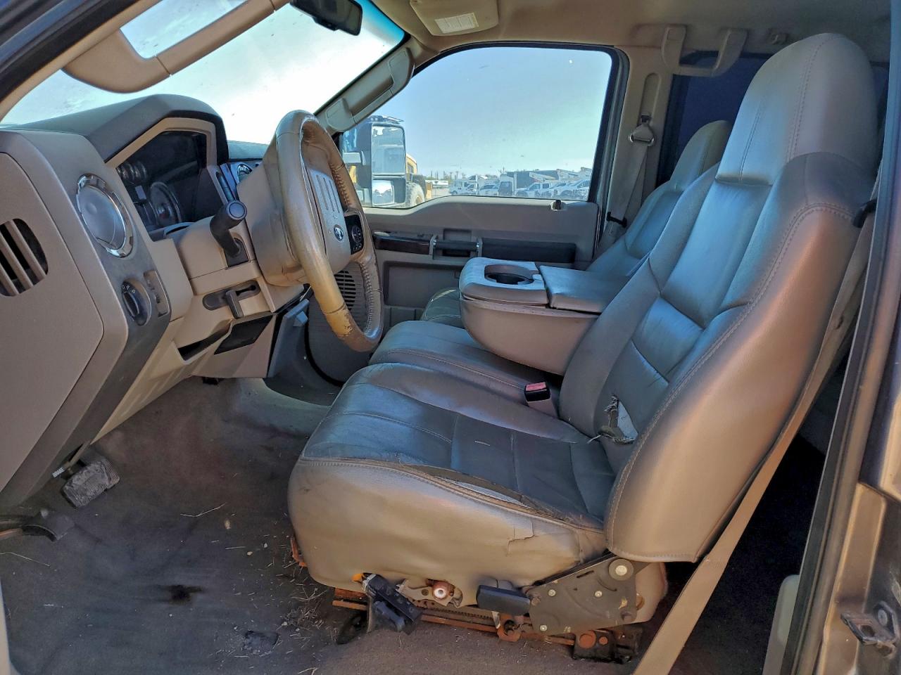 Ford F-350 Super Duty Image 6