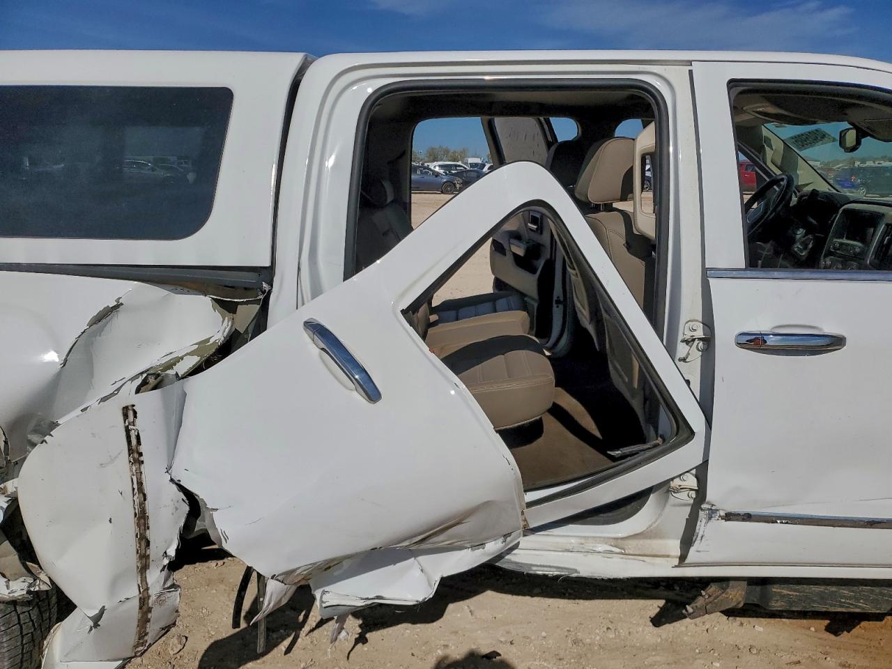 GMC Sierra K2500 Denali Image 10