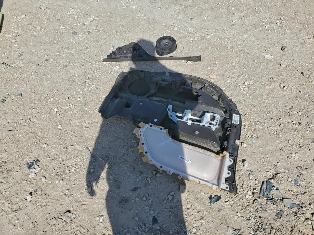 GMC Sierra K2500 Denali Image 8