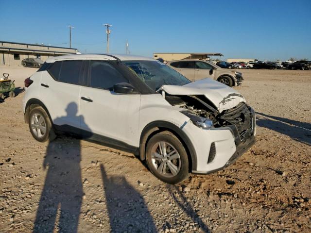 Nissan Kicks S Image 12