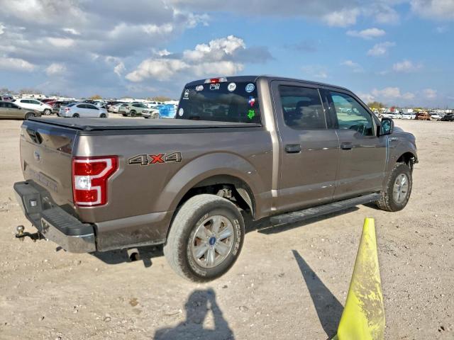 Ford F-150 Supercrew Image 9