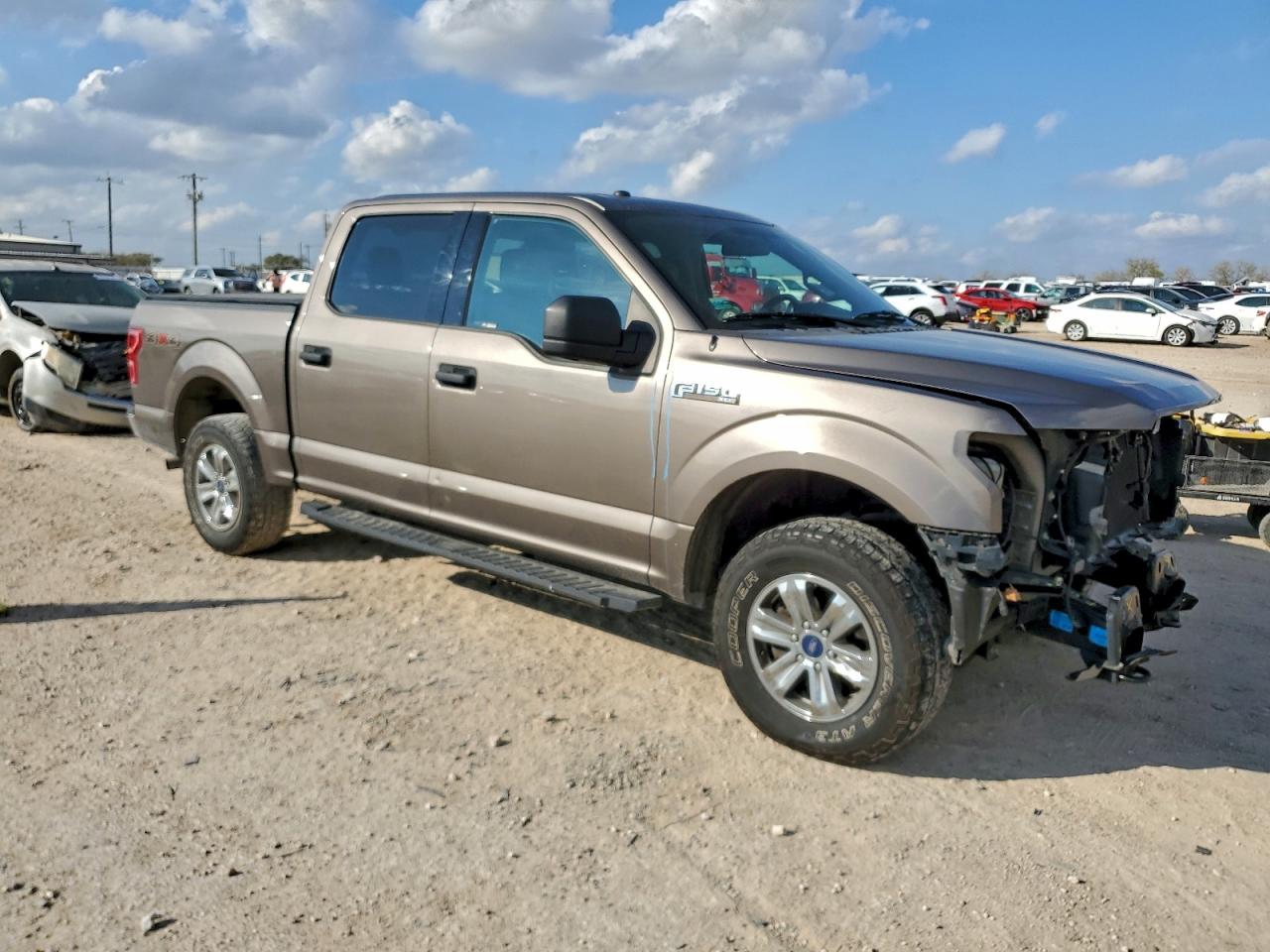 Ford F-150 Supercrew Image 3