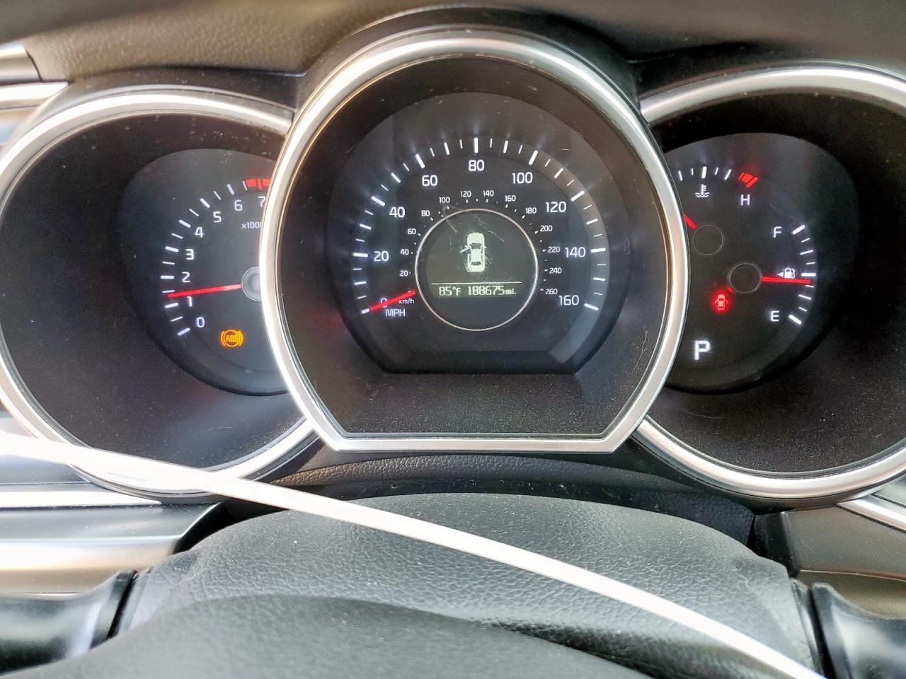 Kia Optima Lx Image 7