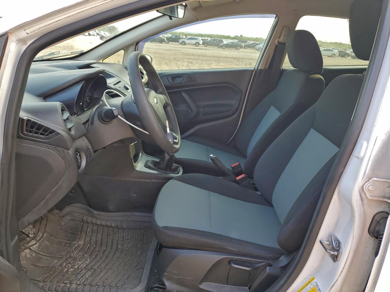 Ford Fiesta S Image 8