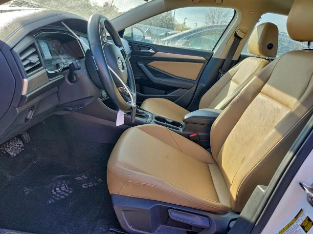 Volkswagen Jetta S Image 8